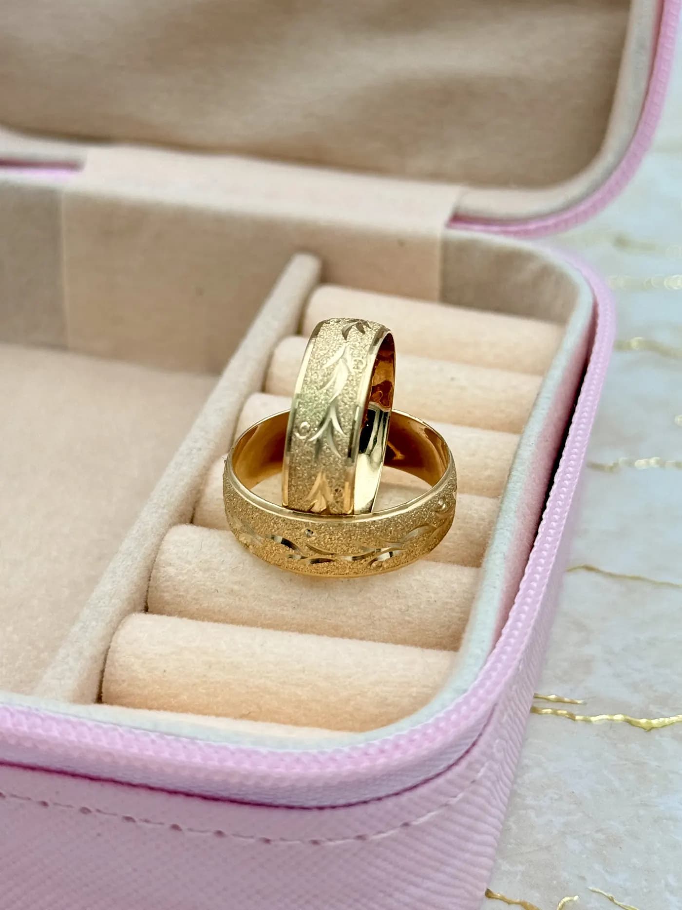 Argollas de matrimonio en oro 18K